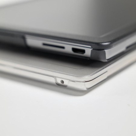 Incase Edge Hardshell Case - MacBook Air 13" M4 (2025) / M3 (2024) / M2 (2022) Case (Black)